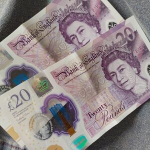 20 pound bills
